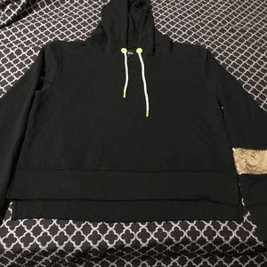 Sam Edelman Womens Black Cropped Hoodie Sweatshirt Gold Sequined Sleeve Medium